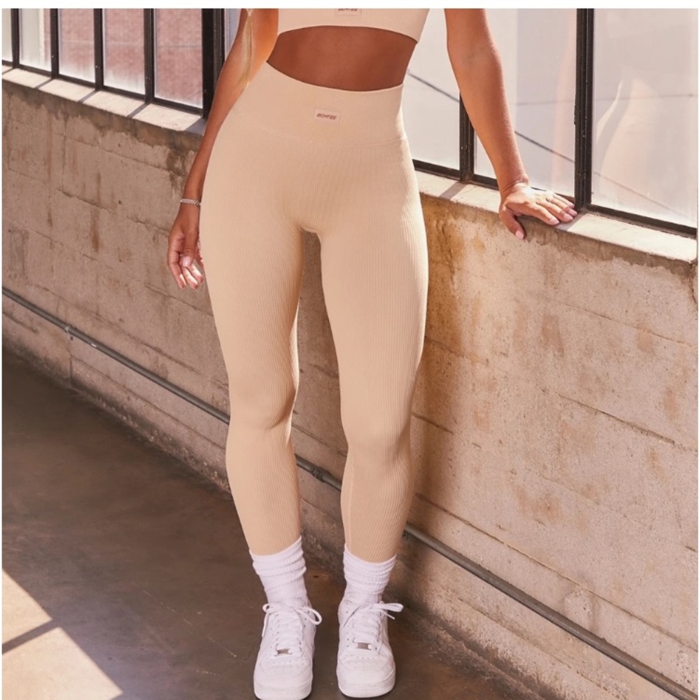 Bo + Tee leggings